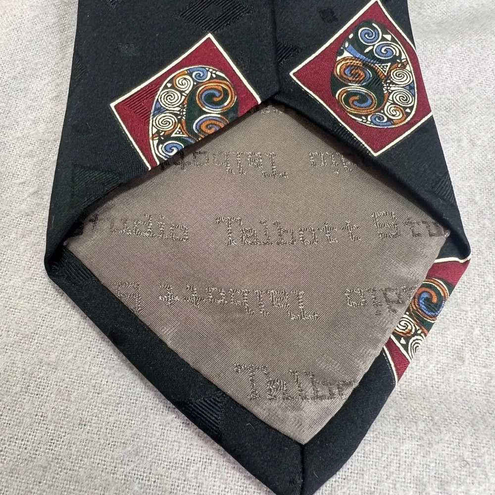 Robert‎ Talbott Studio for Mark Shale  Extra Long Silk Tie Black Paisley 3.75x65